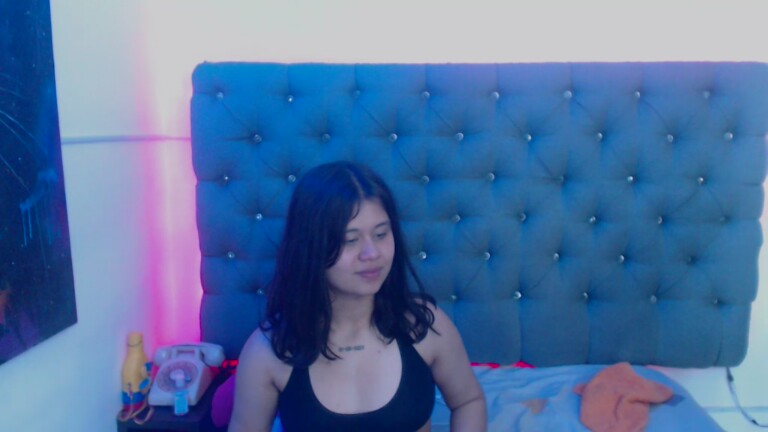 QueenSexyAss's Streamate show and profile