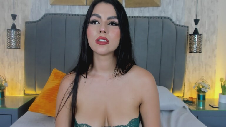 KatiaMoreGB's Streamate show and profile