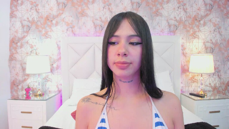 AriiaTyler's Streamate show and profile