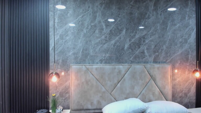 Shantall_Evans's Streamate show and profile