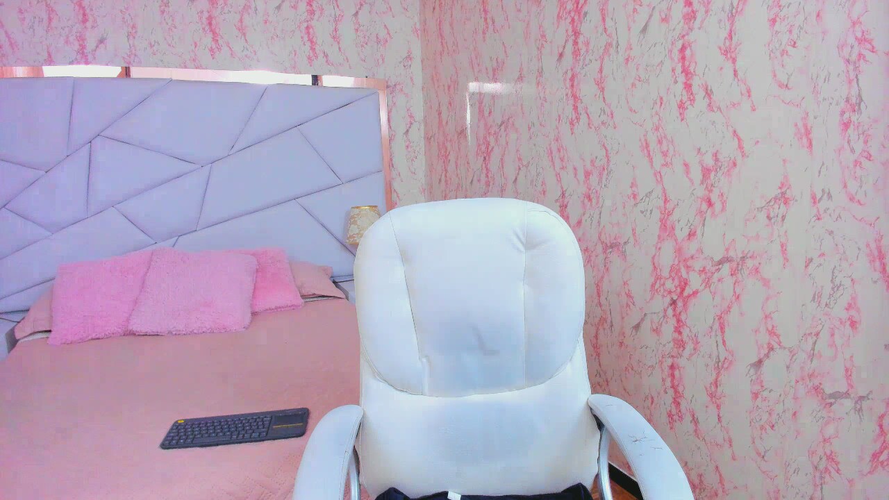 Natasha_Angell
