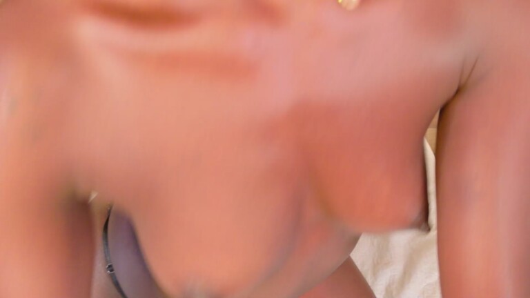 YaraDavis's Streamate show and profile