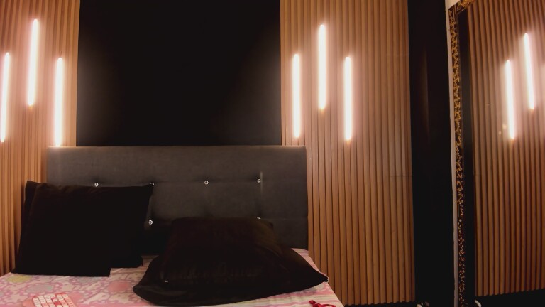 evaloviiaa's Streamate show and profile