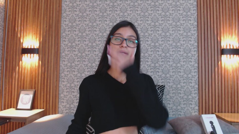 Charlotte_18's Streamate show and profile