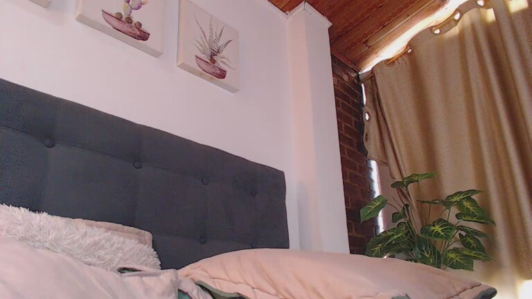 KathyaSpinelliX's Streamate show and profile