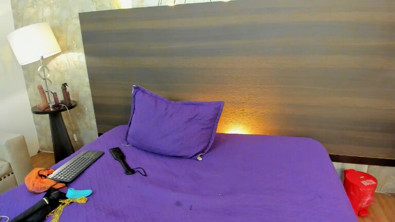 AliceeBlake's Streamate show and profile