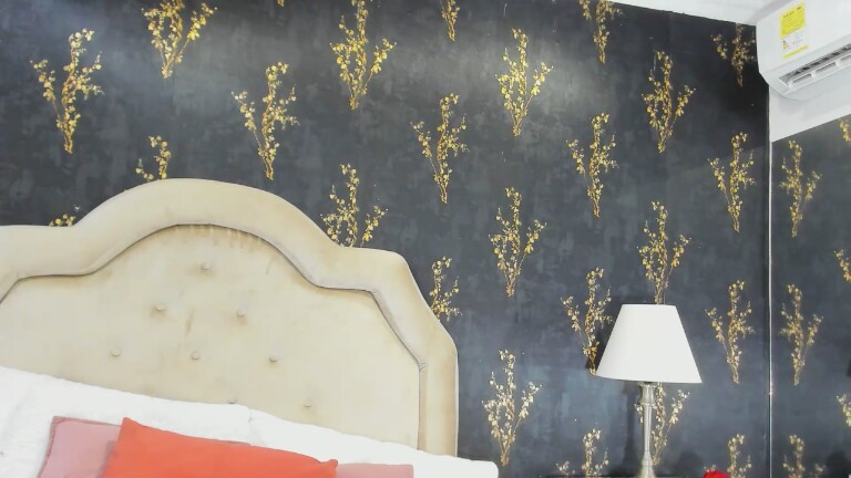 TaylorAdaams's Streamate show and profile