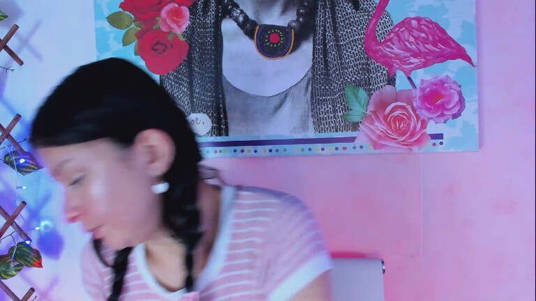 DyanaMoon22's Streamate show and profile