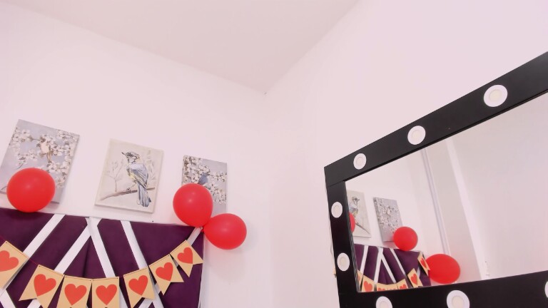 SophiaTeran's Streamate show and profile