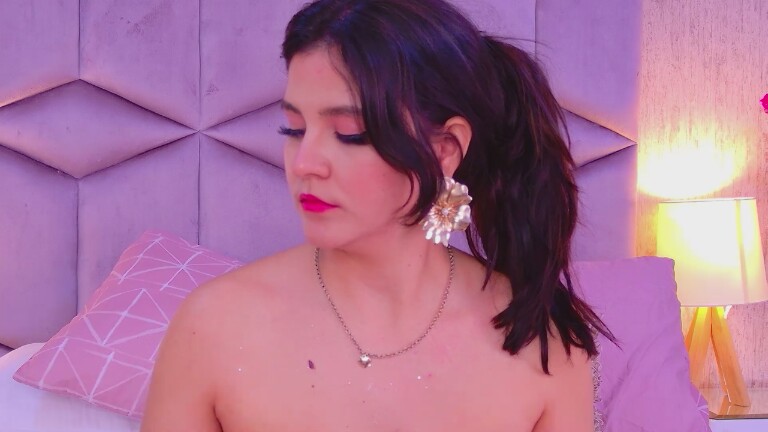 AndreaDum's Streamate show and profile