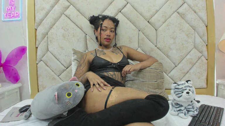 Nix_Montiel's Streamate show and profile