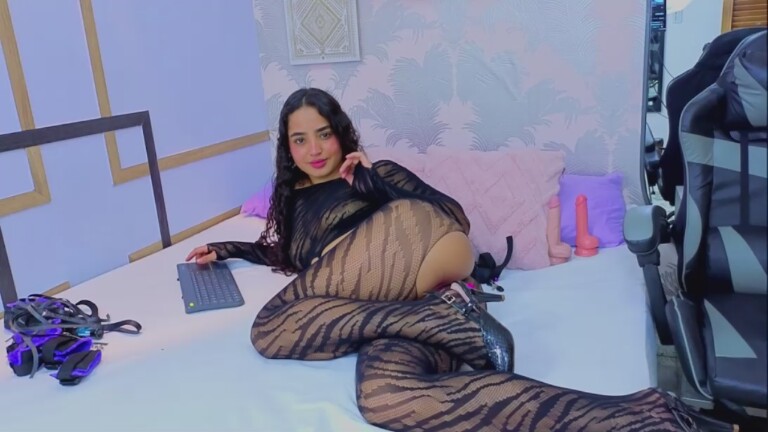 Emmaa_Thompsoon's Streamate show and profile