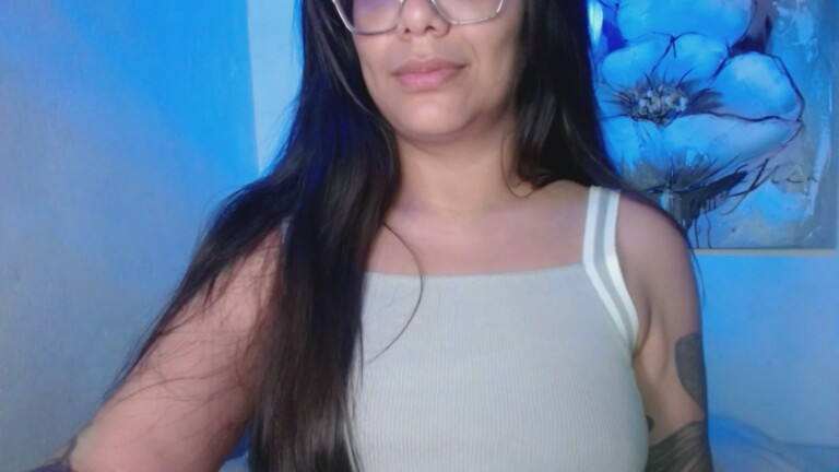 Luna_Marquez's Streamate show and profile