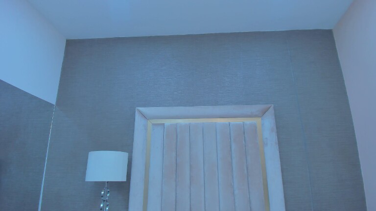 EmiRoseth's Streamate show and profile