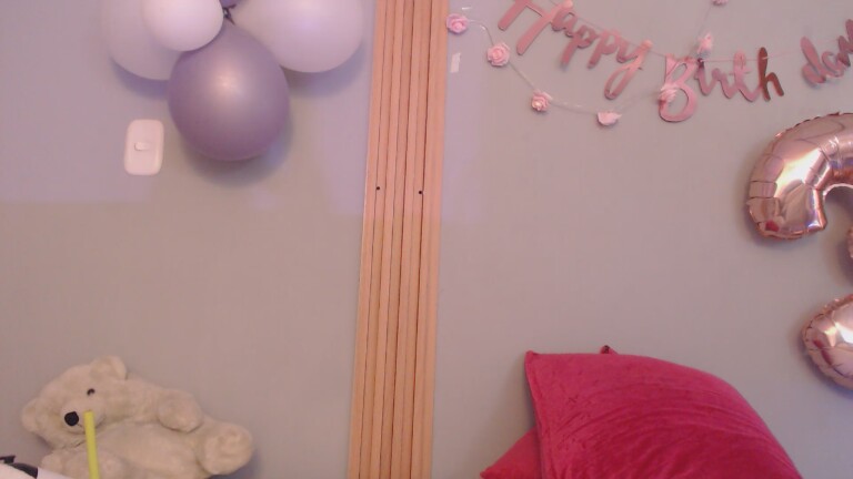 ThayssaRoss's Streamate show and profile