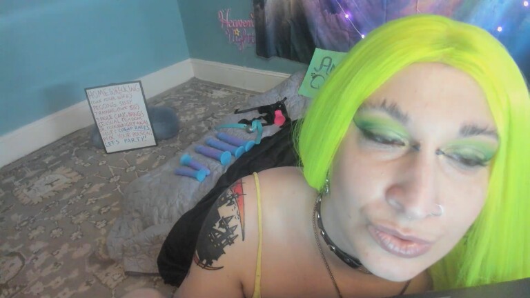 ShaeWednesday's Streamate show and profile