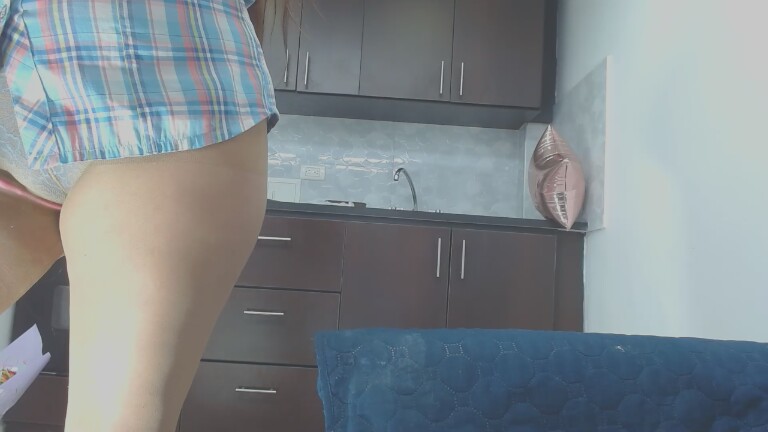 LunaDumont's Streamate show and profile