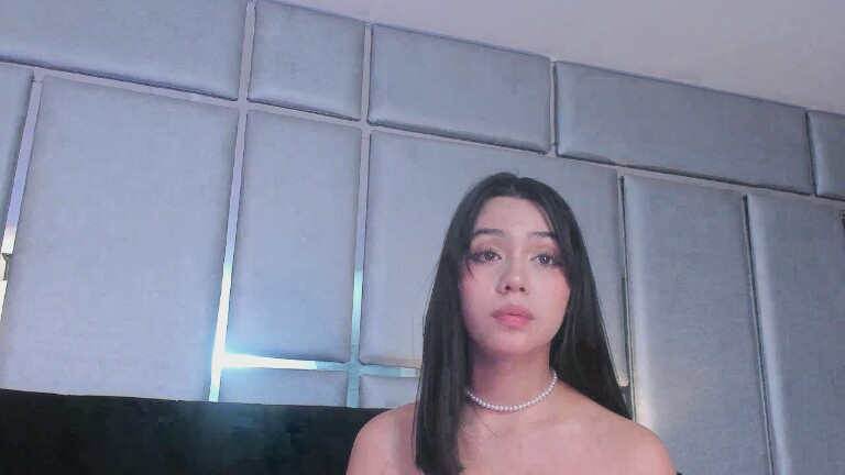 EmilyBlack69's Streamate show and profile