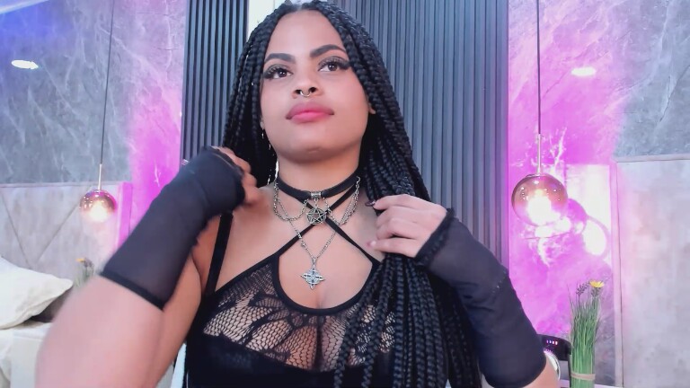 Shantall_Evans's Streamate show and profile