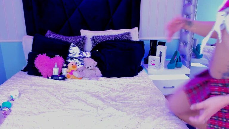 AngelinaDustin's Streamate show and profile