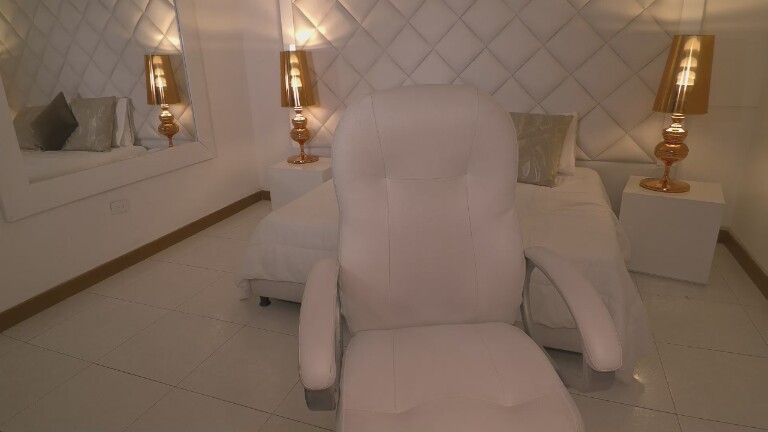 Sussan_White's Streamate show and profile