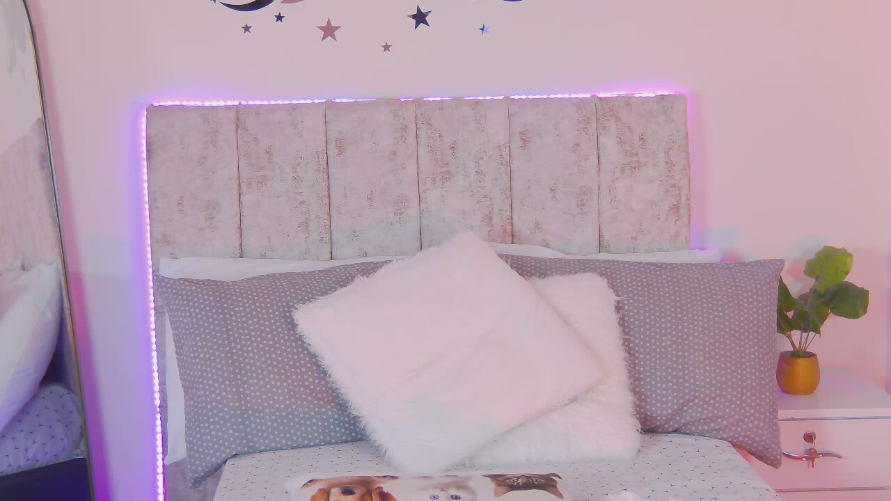 ArianaDavies