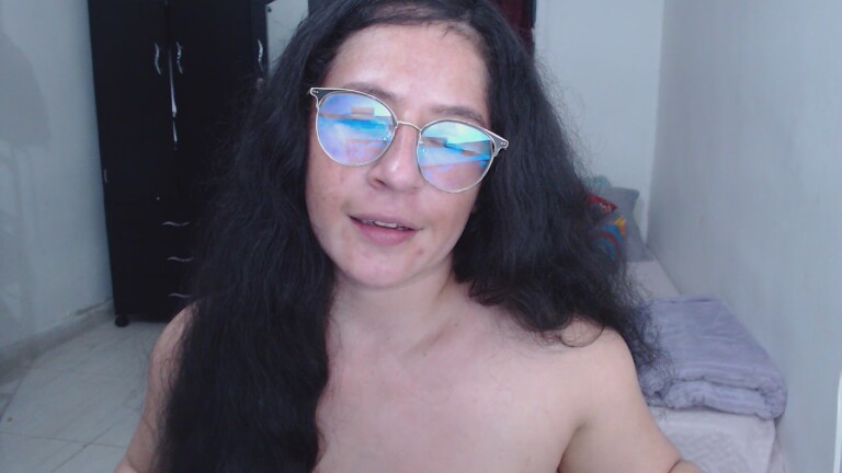 Girlhots's Streamate show and profile