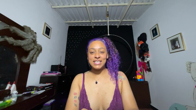 CataBlue's Streamate show and profile