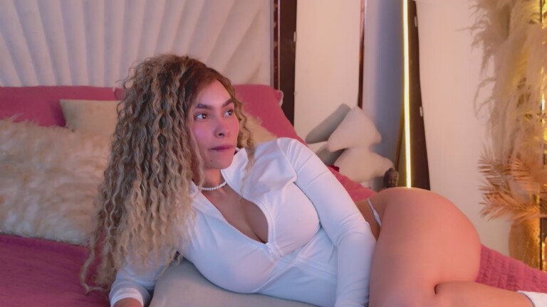 GingerPiiaf's Streamate show and profile