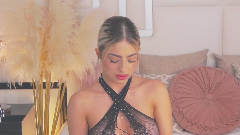 JohanaMiller's Streamate show and profile