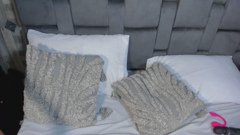 ZoeySpeart's Streamate show and profile