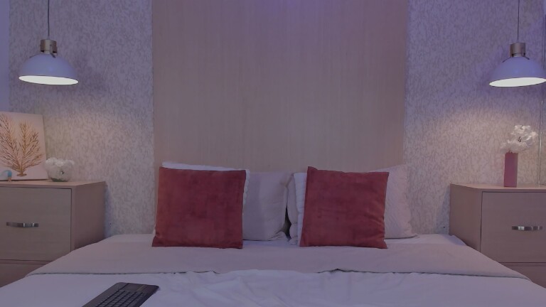 Aly_Brownn's Streamate show and profile