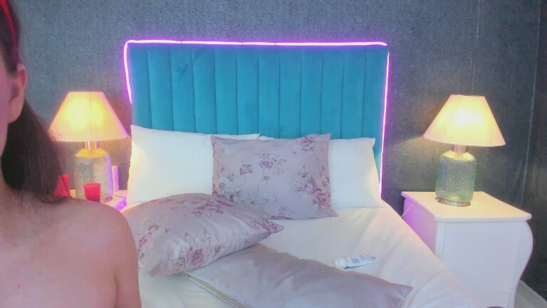 OliviaClarck's Streamate show and profile